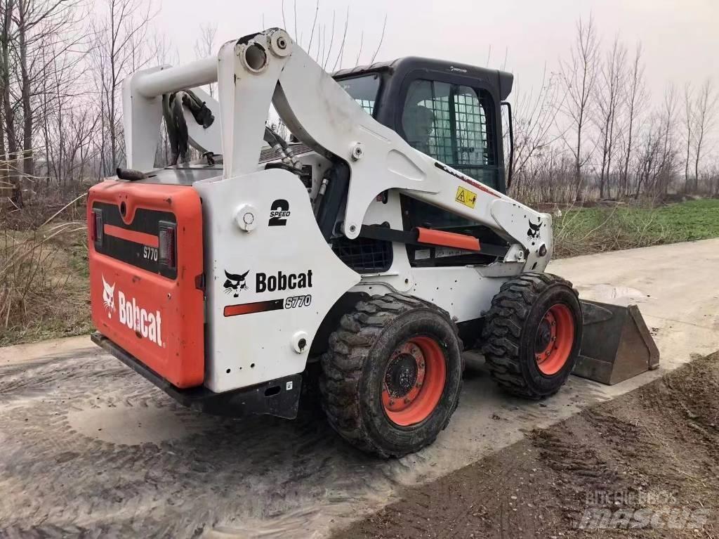 Bobcat S 770 Skid steer loderler