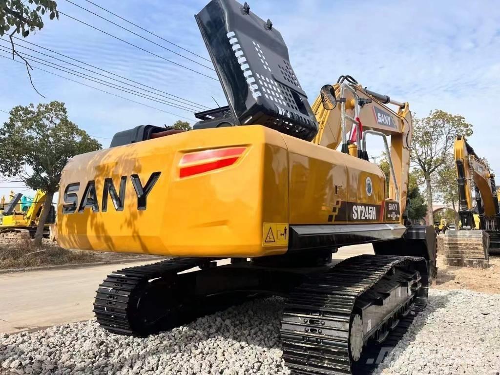 Sany SY 245 H Paletli ekskavatörler