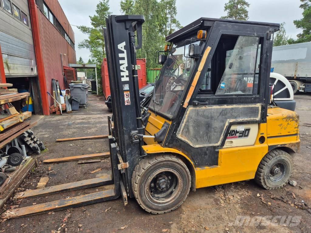 Halla HDF 30 Dizel forkliftler