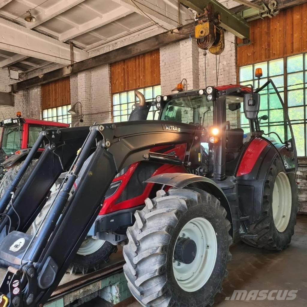 Valtra T 174 Traktörler