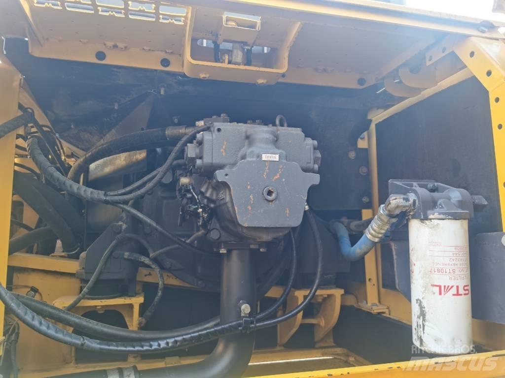 Komatsu PC 350-8 Paletli ekskavatörler