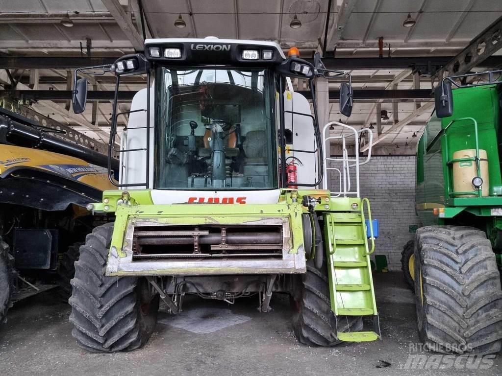 CLAAS Lexion 550 Biçerdöverler