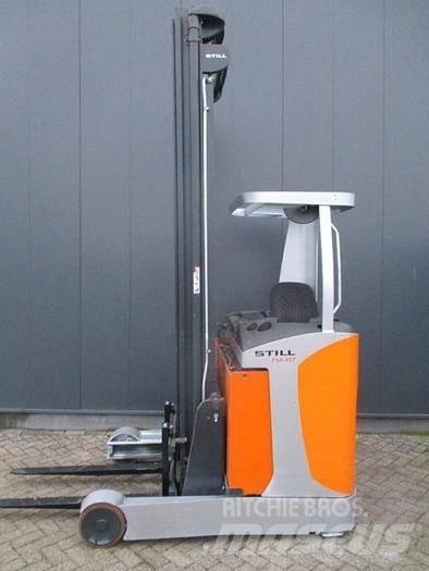 Still FM X17 Reach truck - depo içi istif araçları