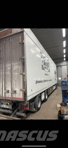 VAK V 4-40 Frigofrik römorklar