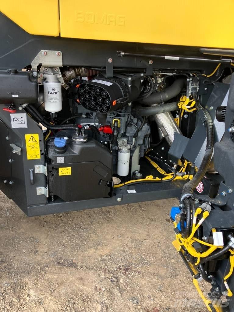 Bomag BW 174 APO-4v Çift tamburlu silindirler