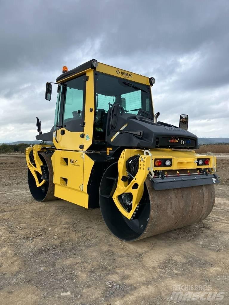 Bomag BW 174 APO-4v Çift tamburlu silindirler