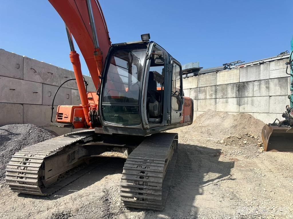 Fiat-Hitachi EX 215 Paletli ekskavatörler