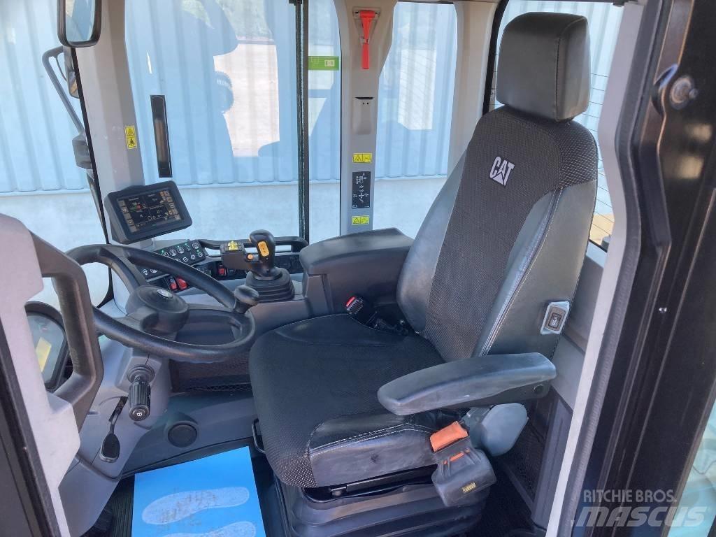 CAT 938M Tekerlekli yükleyiciler