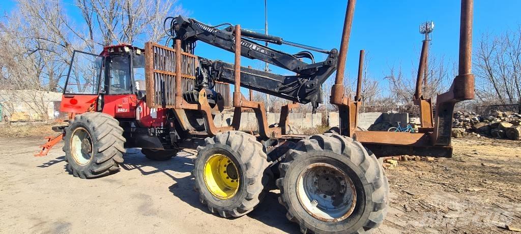 Valmetal 840.2 Tomruk yükleyici traktörler