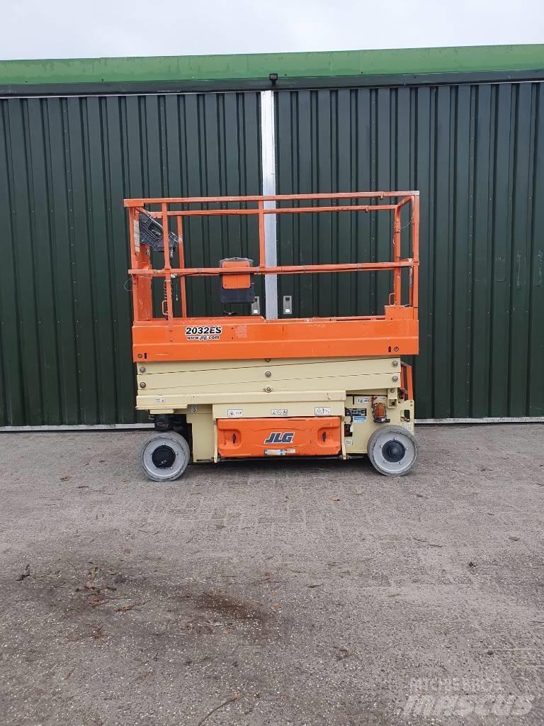 JLG 2032 ES Makasli platformlar
