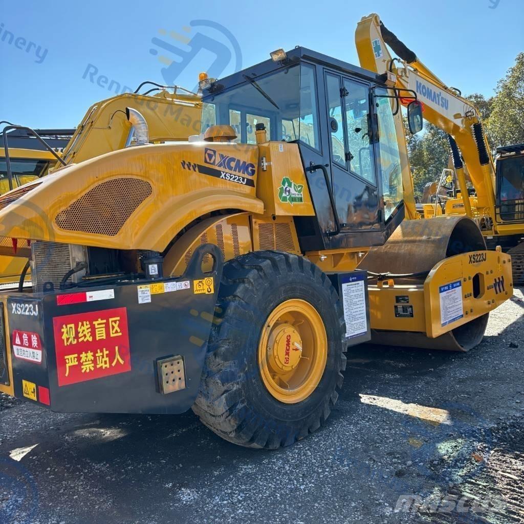 XCMG XS 223 J Tek tamburlu silindirler