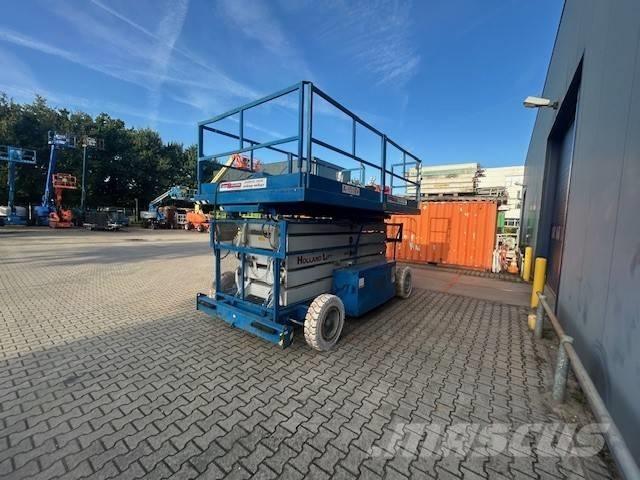 Holland Lift A151EV Makasli platformlar