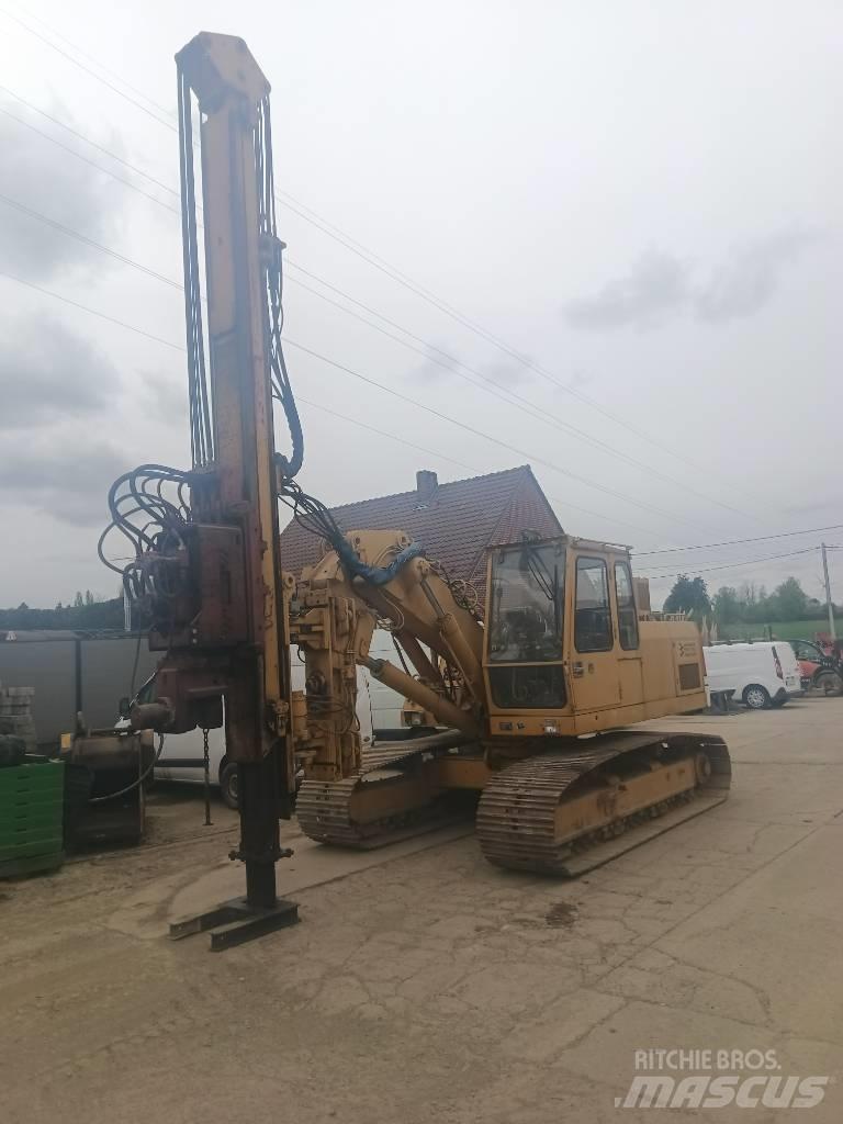 Liebherr R 922 L Paletli ekskavatörler
