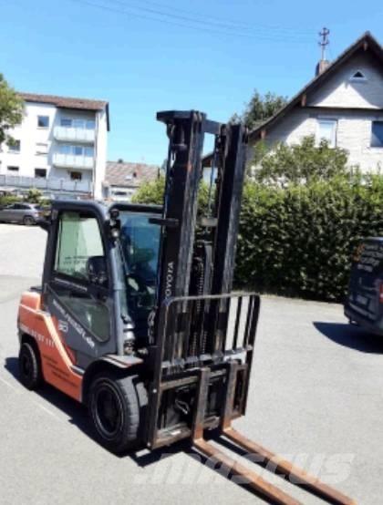 Toyota 02-8 FDF 30 Dizel forkliftler