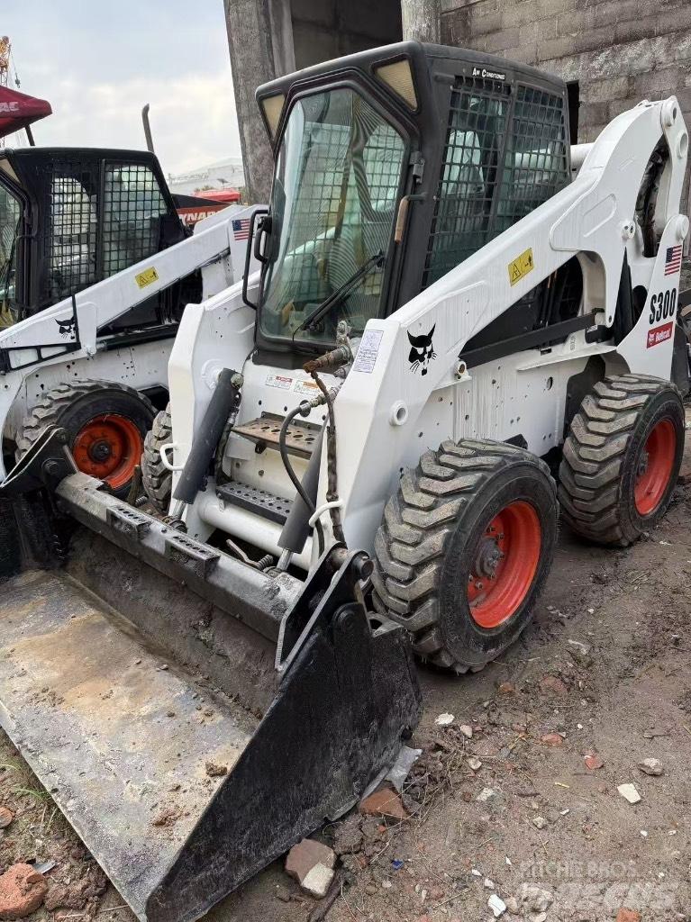 Bobcat S 300 Skid steer loderler