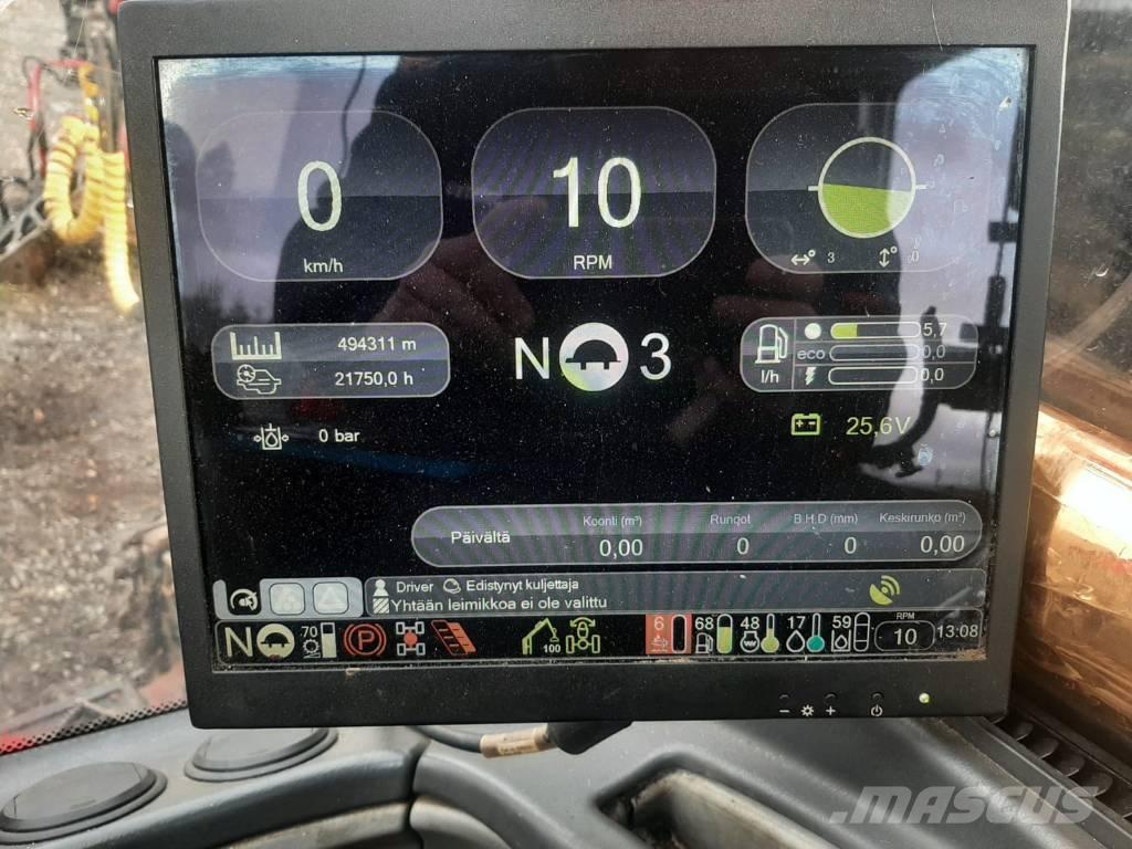 Komatsu 901 Biçerdöverler