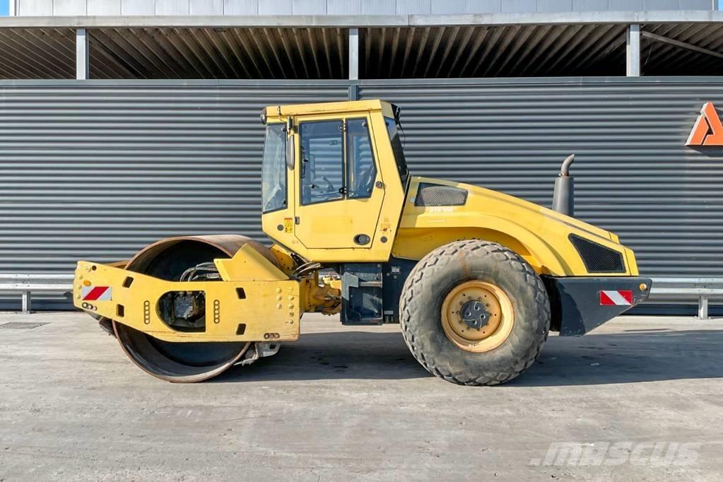 Bomag BW 213 DH-4 Tek tamburlu silindirler