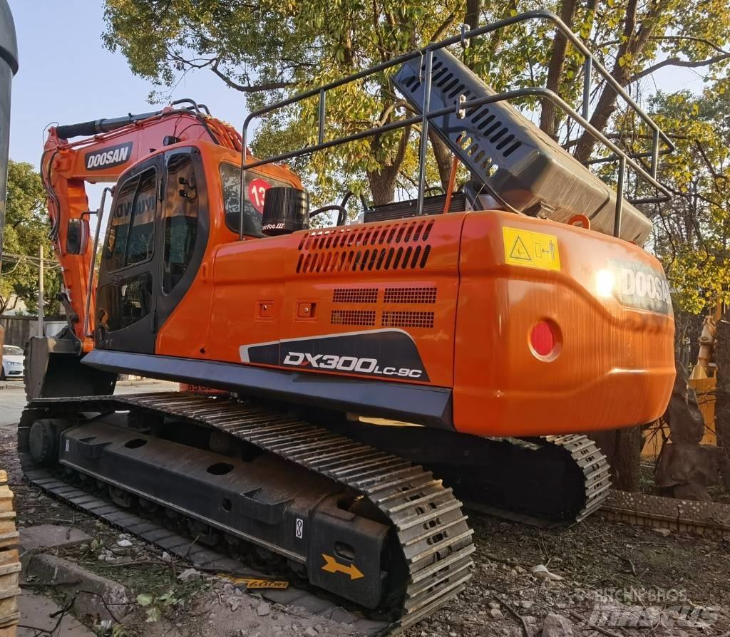 Doosan DX300LC- 9C Paletli ekskavatörler