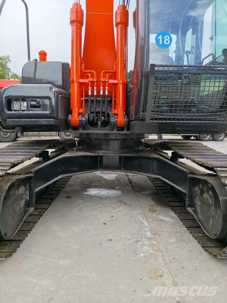 Hitachi ZX 120 Paletli ekskavatörler