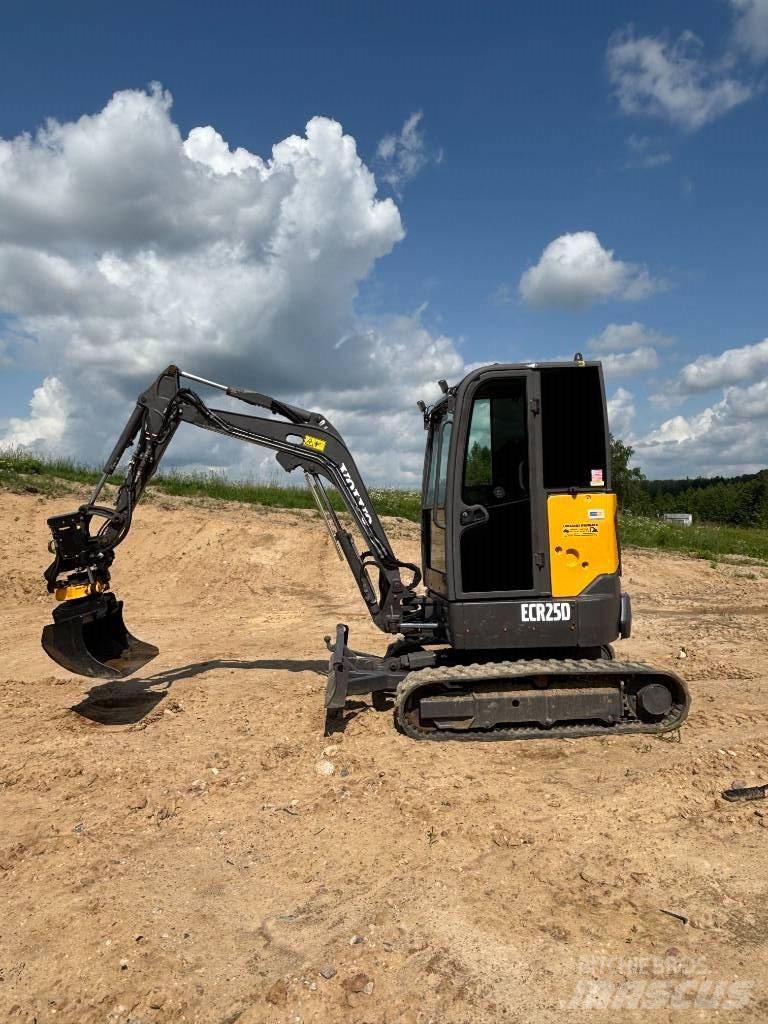 Volvo ECR 25 D Mini ekskavatörler, 7 tona dek