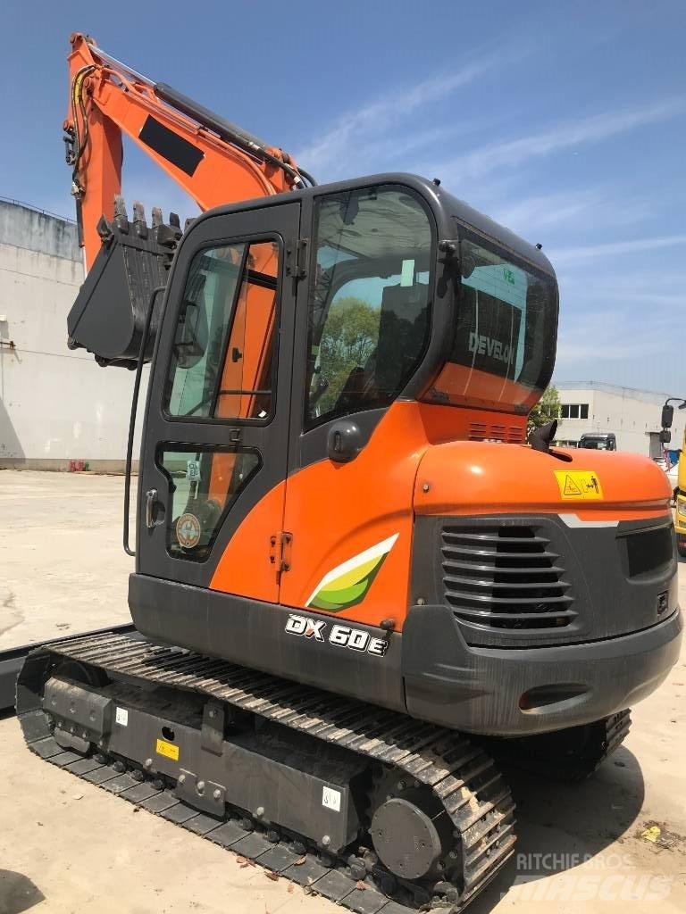 Doosan DX 60 Mini ekskavatörler, 7 tona dek