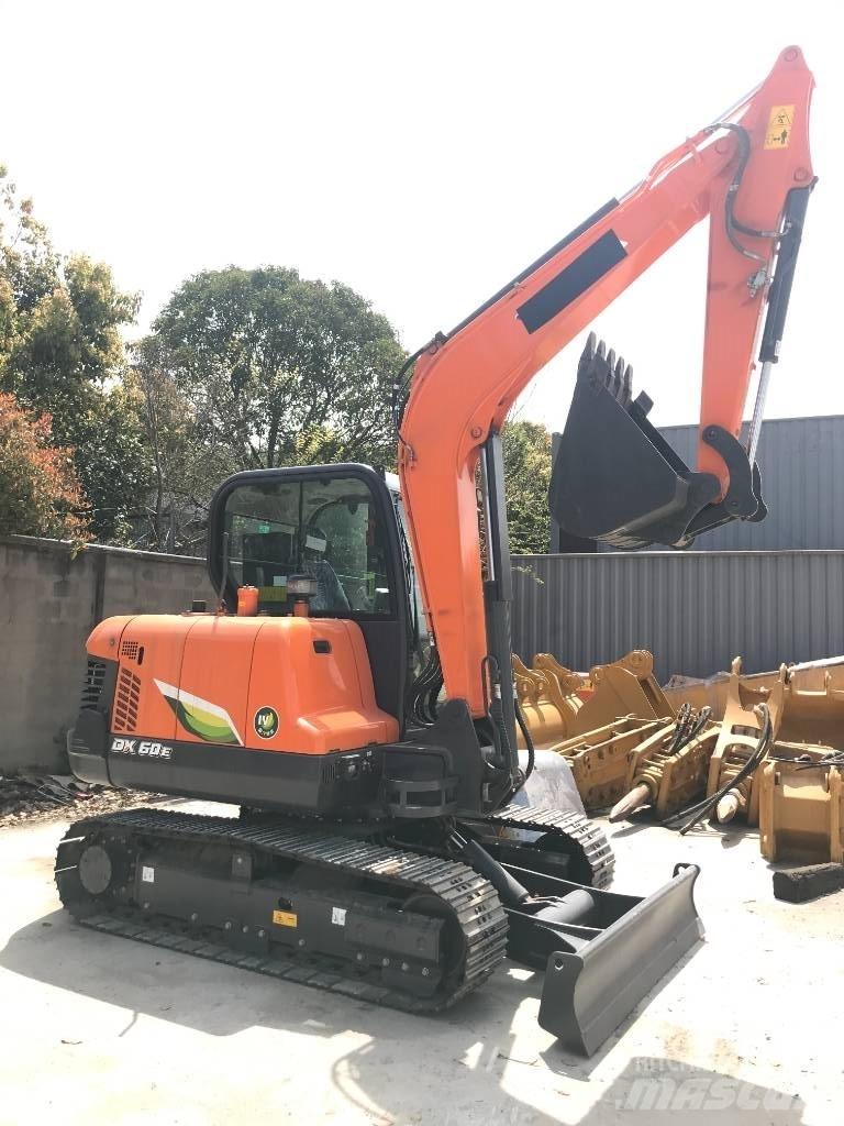 Doosan DX 60 Mini ekskavatörler, 7 tona dek