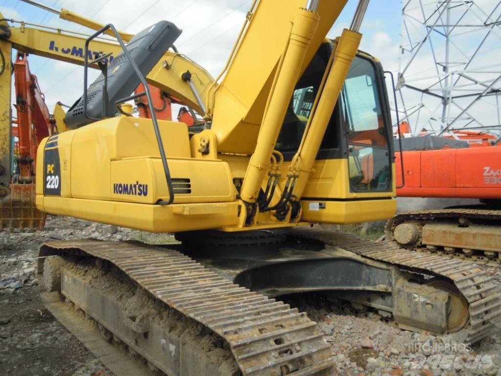 Komatsu PC 220-8 Paletli ekskavatörler