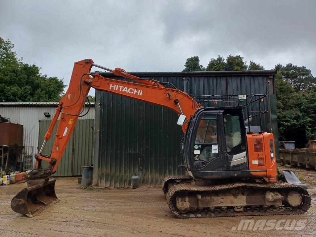 Hitachi ZX 135 US-6 Paletli ekskavatörler