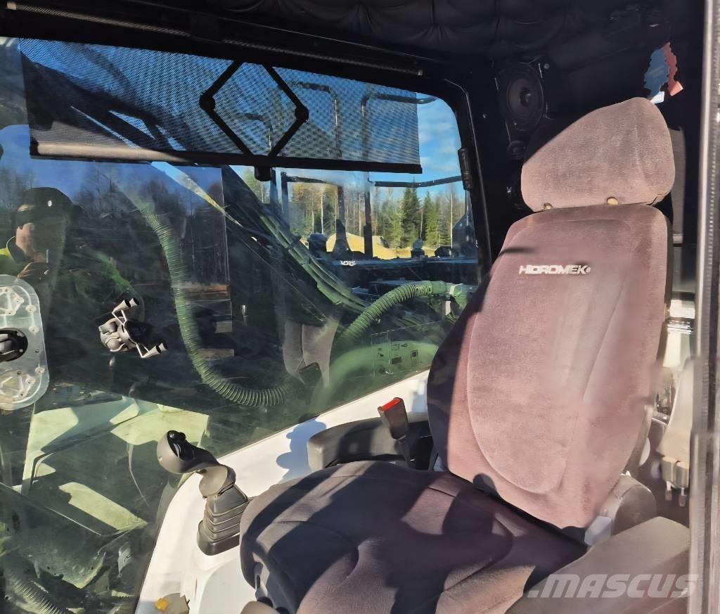 Hidromek HMK 300 LC Paletli ekskavatörler