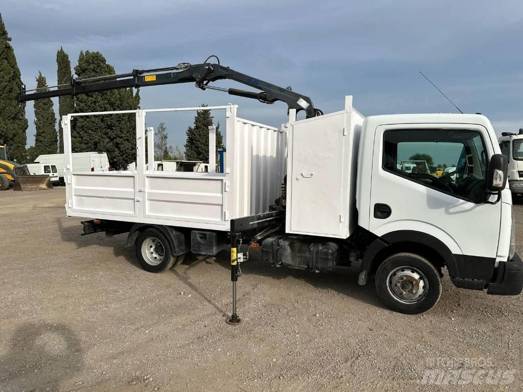 Nissan NT 400 Araç üzeri vinçler