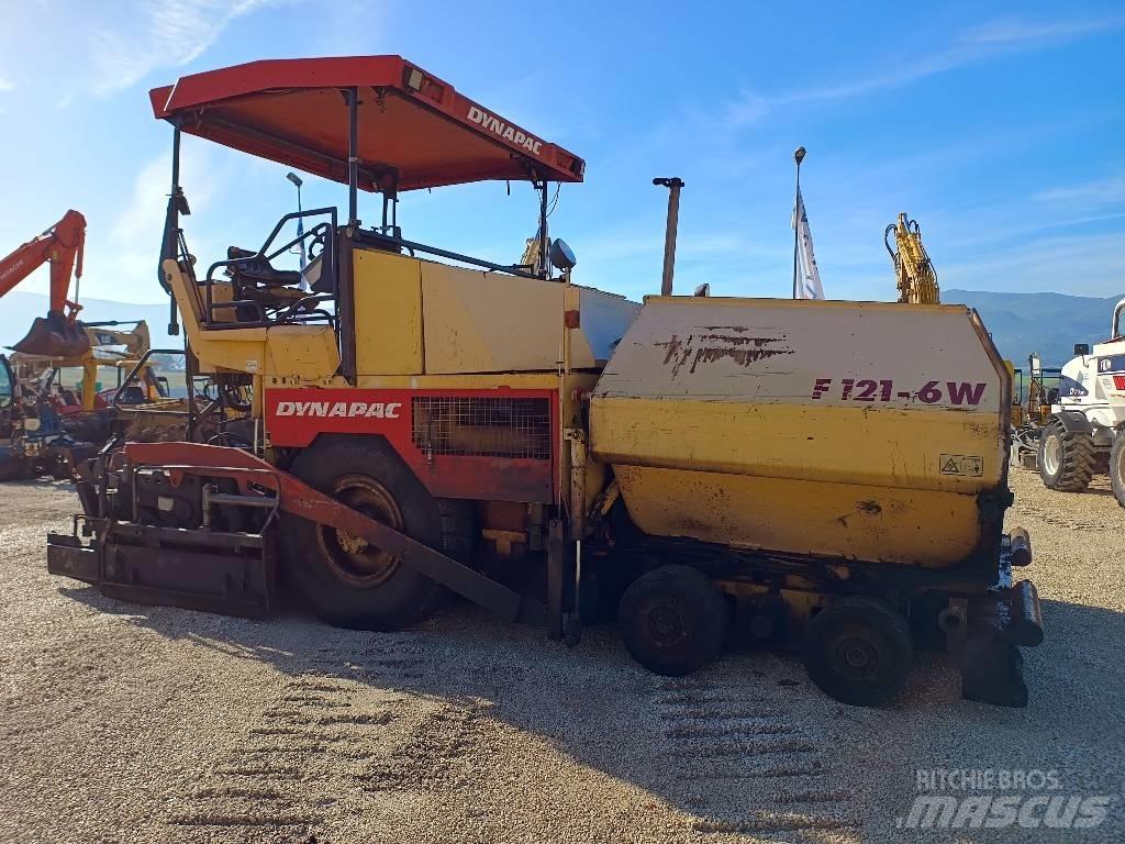 Dynapac F 121-6W Asfalt sericiler