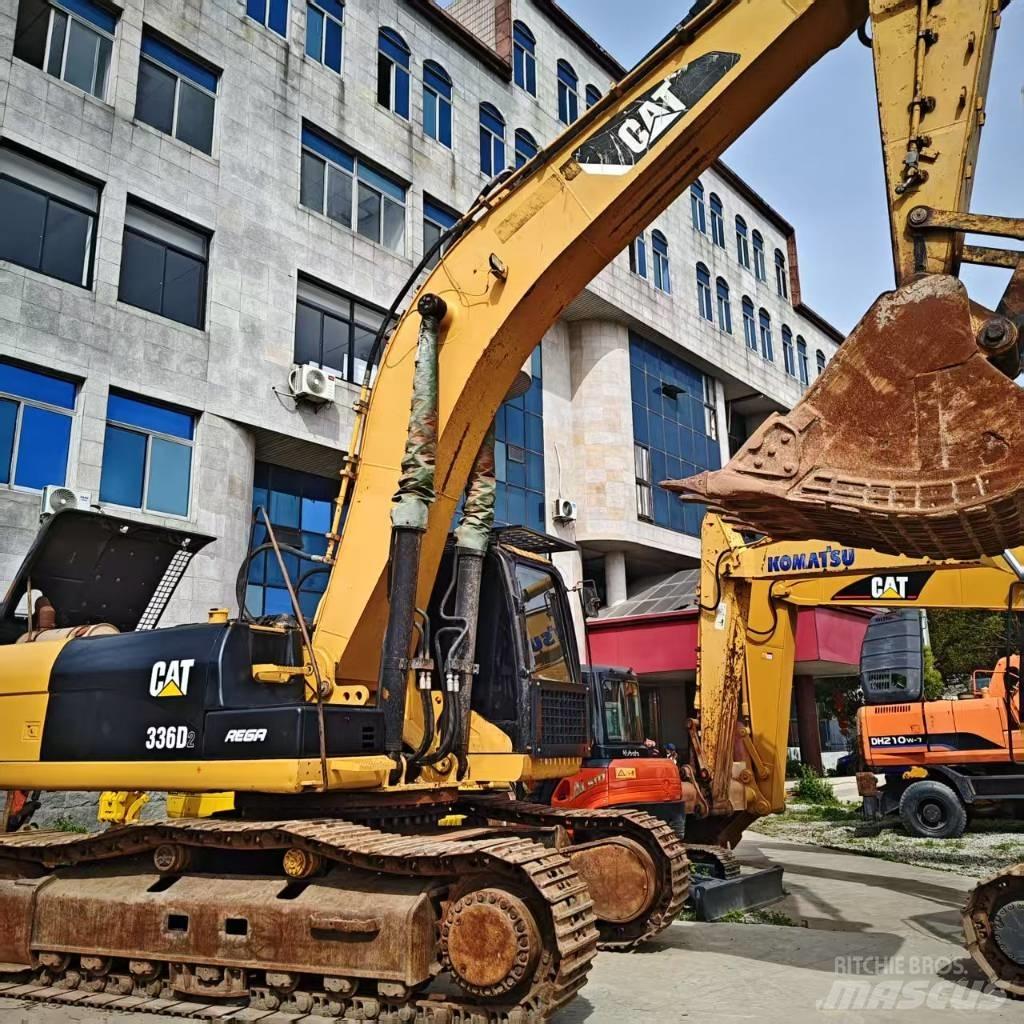 CAT 336 D2 Paletli ekskavatörler