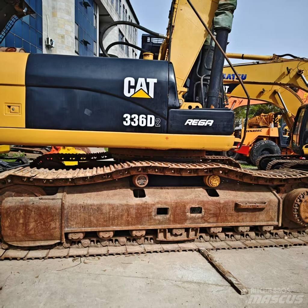 CAT 336 D2 Paletli ekskavatörler