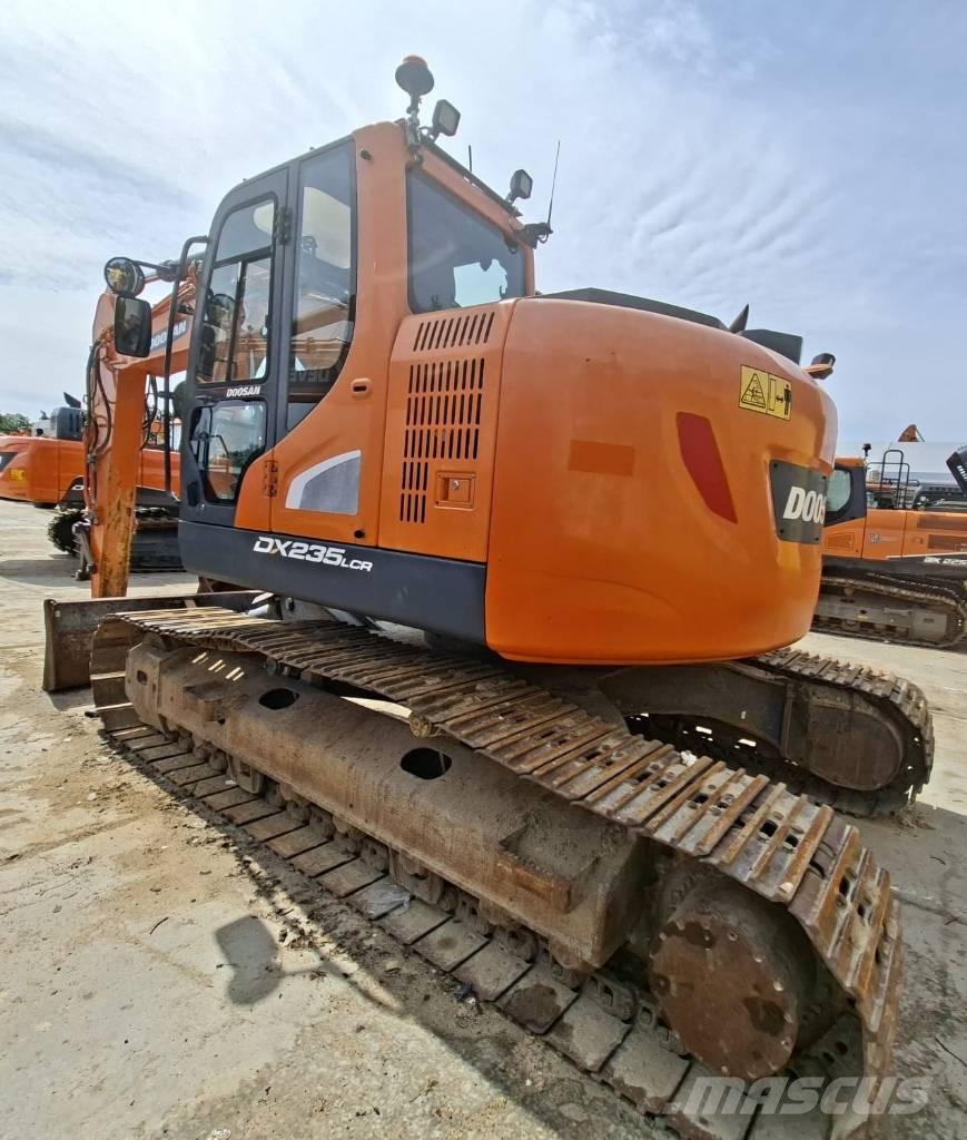 Doosan DX 235 LCR-5 Paletli ekskavatörler