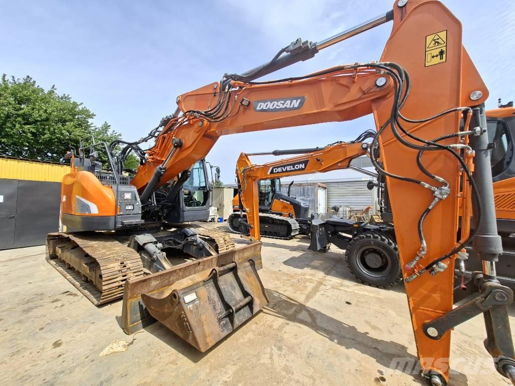 Doosan DX 235 LCR-5 Paletli ekskavatörler