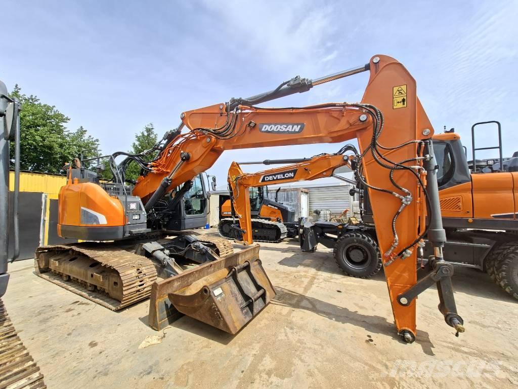 Doosan DX 235 LCR-5 Paletli ekskavatörler