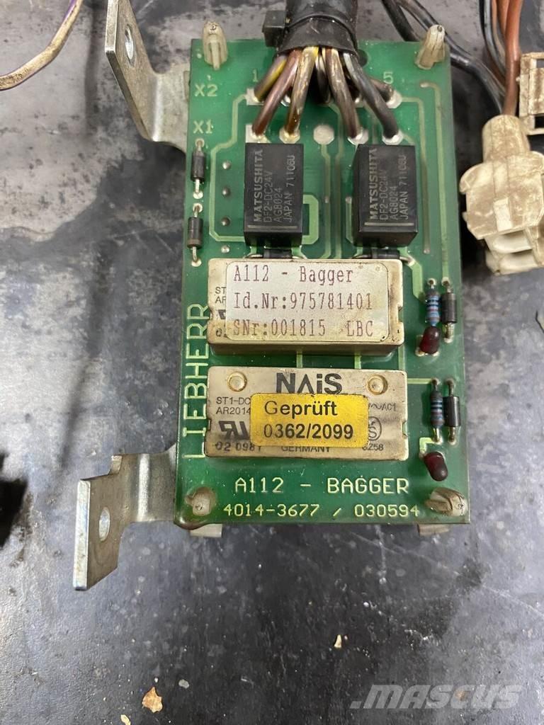 Liebherr E board Diger aksam