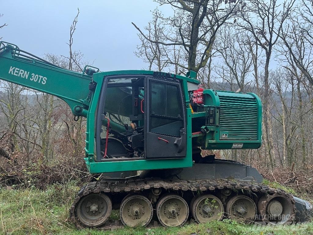 Kern T30 Biçerdöverler