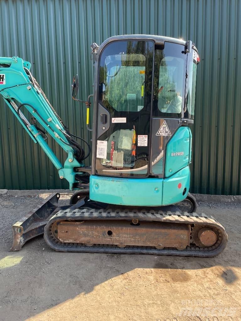 Kobelco SK 28 Mini ekskavatörler, 7 tona dek