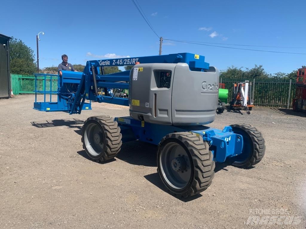 Genie Z 45/25 J RT Körüklü personel platformları
