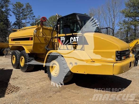 CAT 725 Su tankerleri