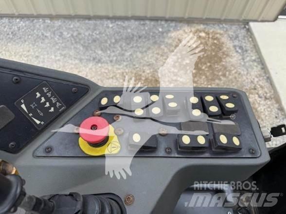 CAT CP44B Tek tamburlu silindirler