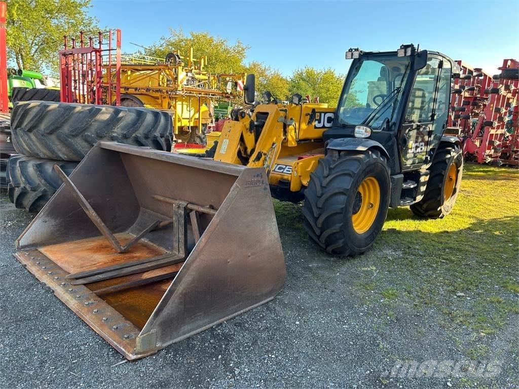 JCB 541-70 AGRIPRO Teleskopik personel platformları