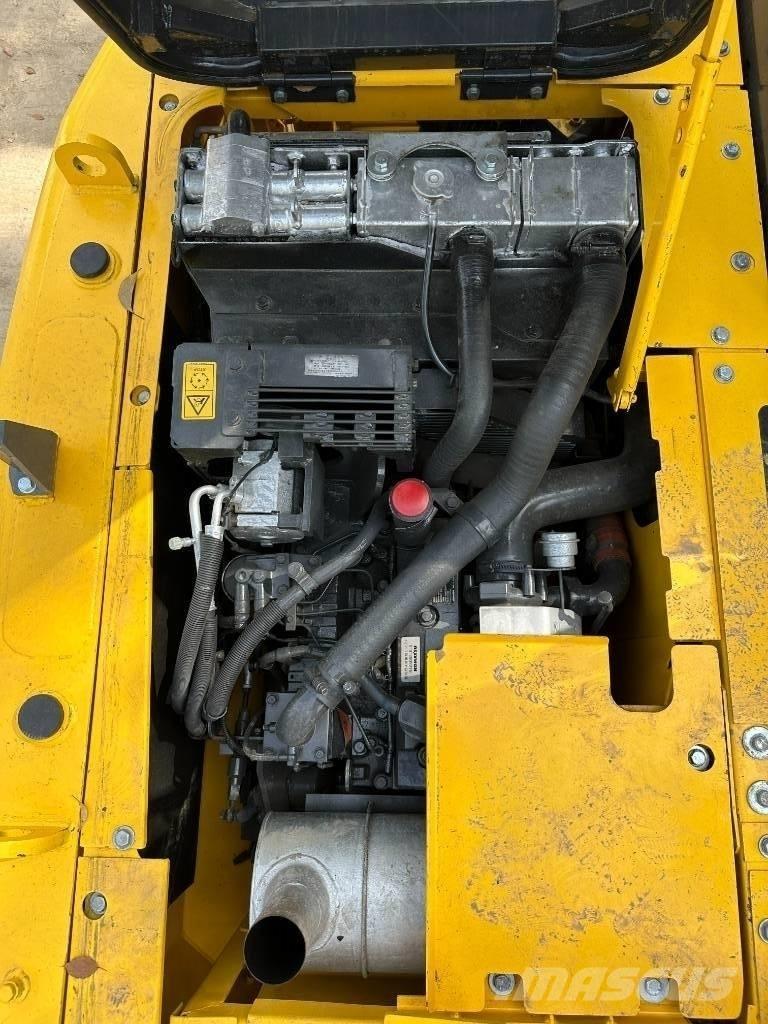 Komatsu PC 130 Paletli ekskavatörler