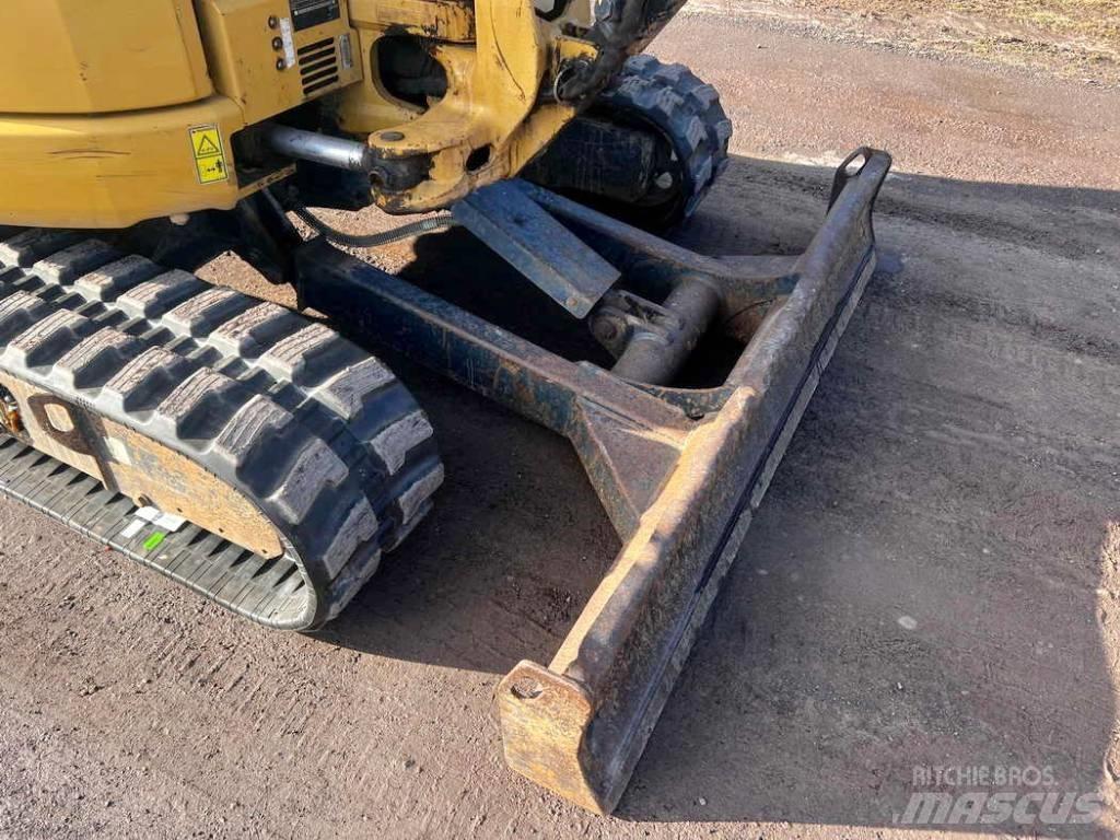 CAT 304 E CR Paletli ekskavatörler