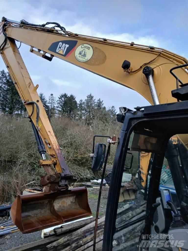 CAT 320 E Uzun bomlu ekskavatörler