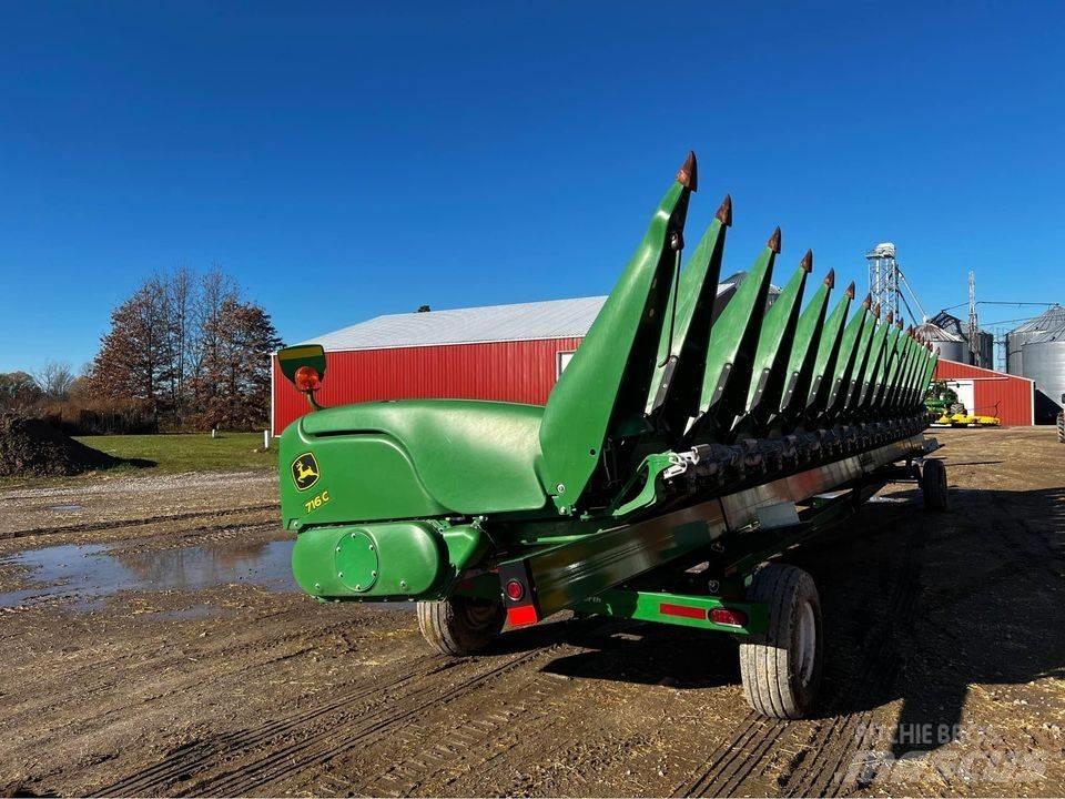 John Deere 716c Biçerdöver kafaları