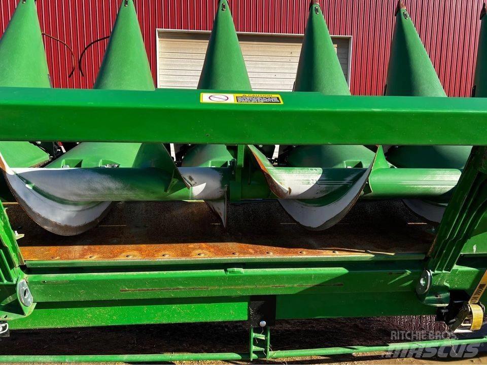John Deere 716c Biçerdöver kafaları