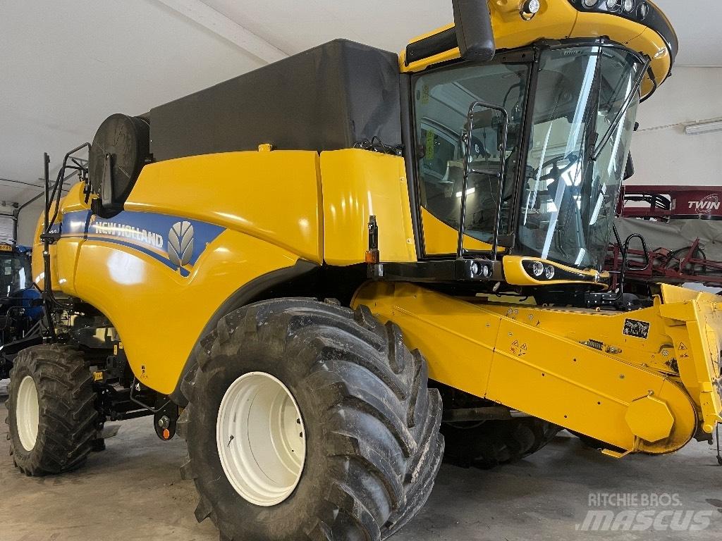 New Holland CX7.80 Biçerdöverler