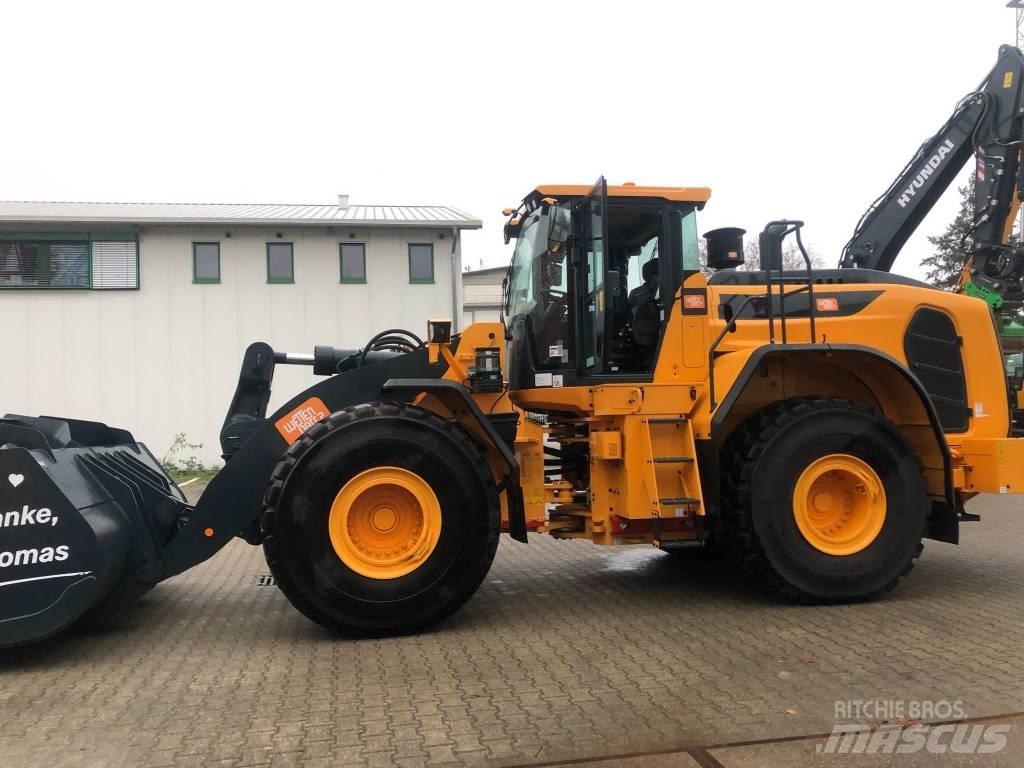 Hyundai HL975ACVT Teleskopik tekerlekli yükleyiciler